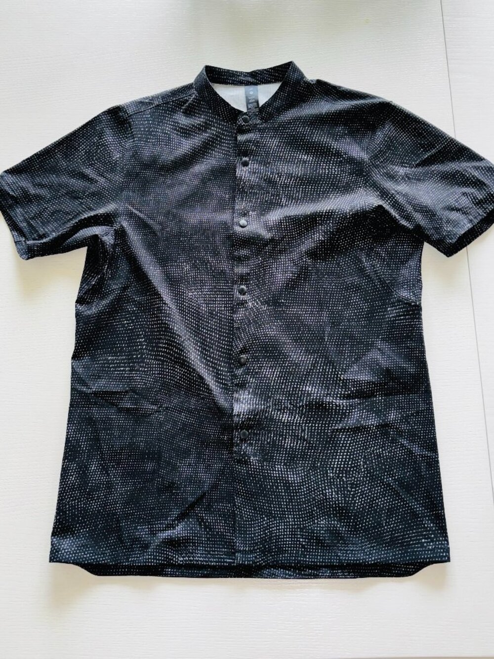 Lululemon Mens Snap Button Up Shirt - Size Small